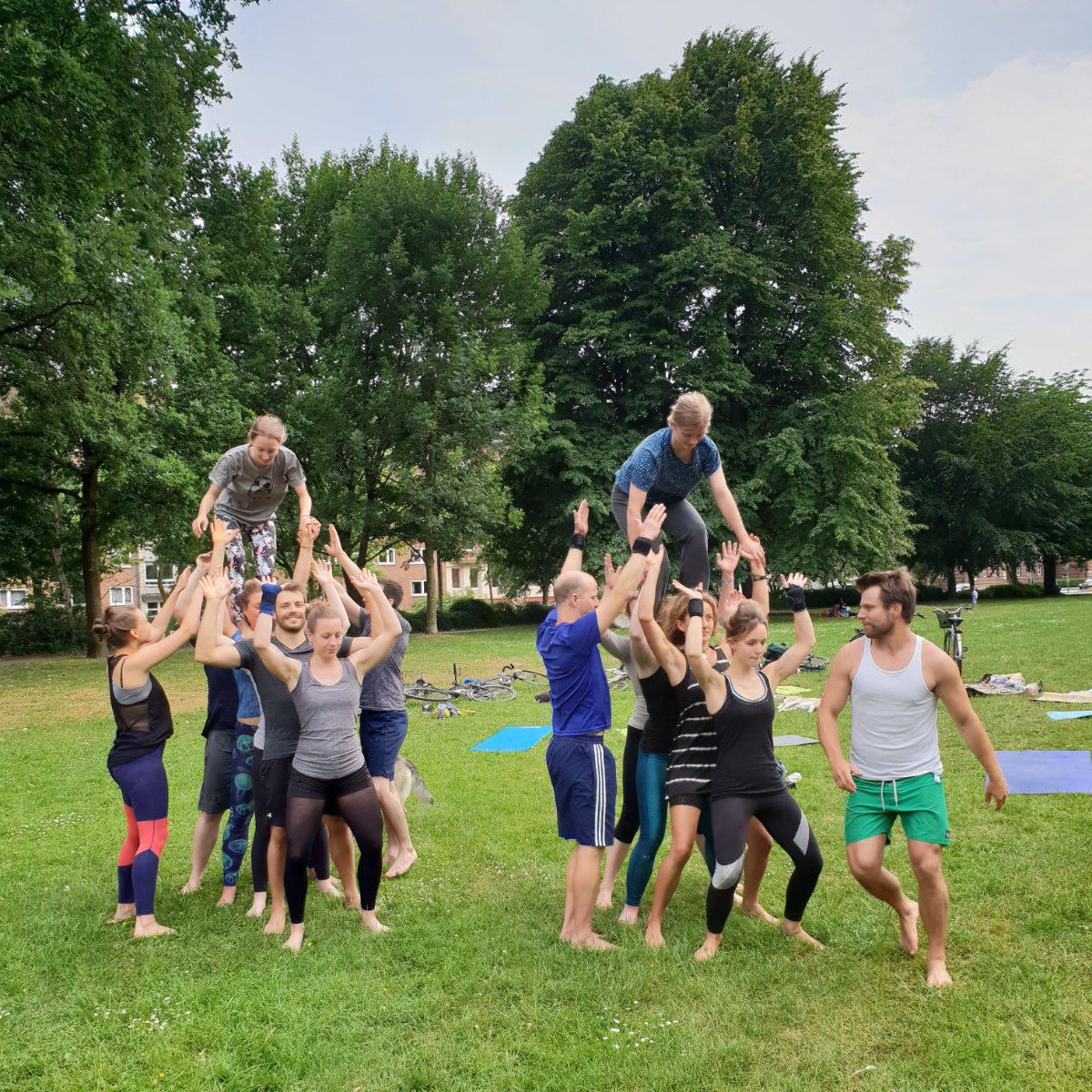 Acroyoga Kiel Jams